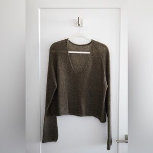 Handknitted Silk Mohair Cumulus Blouse in Olive